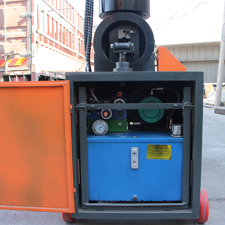 鋼筋墩粗機.jpg 鋼筋墩粗機.jpg